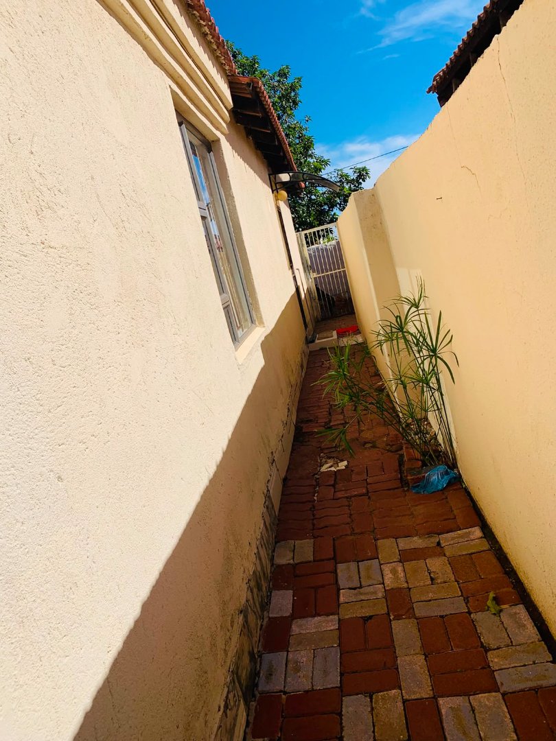 To Let 2 Bedroom Property for Rent in Mabopane North West